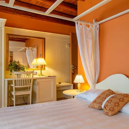 Calvi-ristorante Mainor 3*