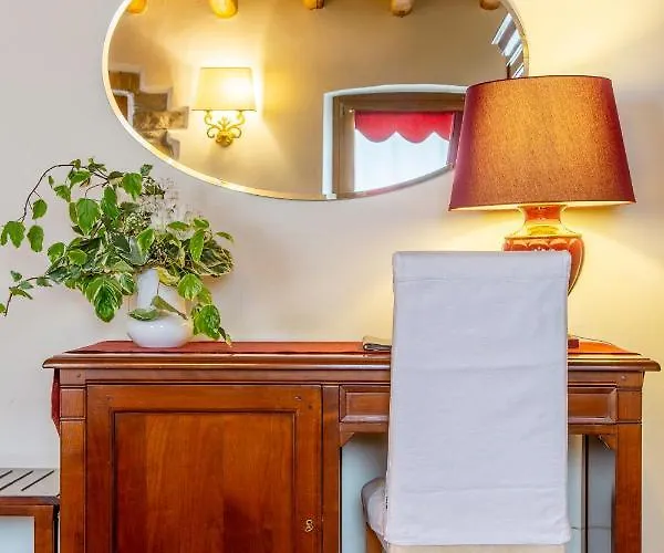Calvi-ristorante Mainor Отель Витторио-Венето